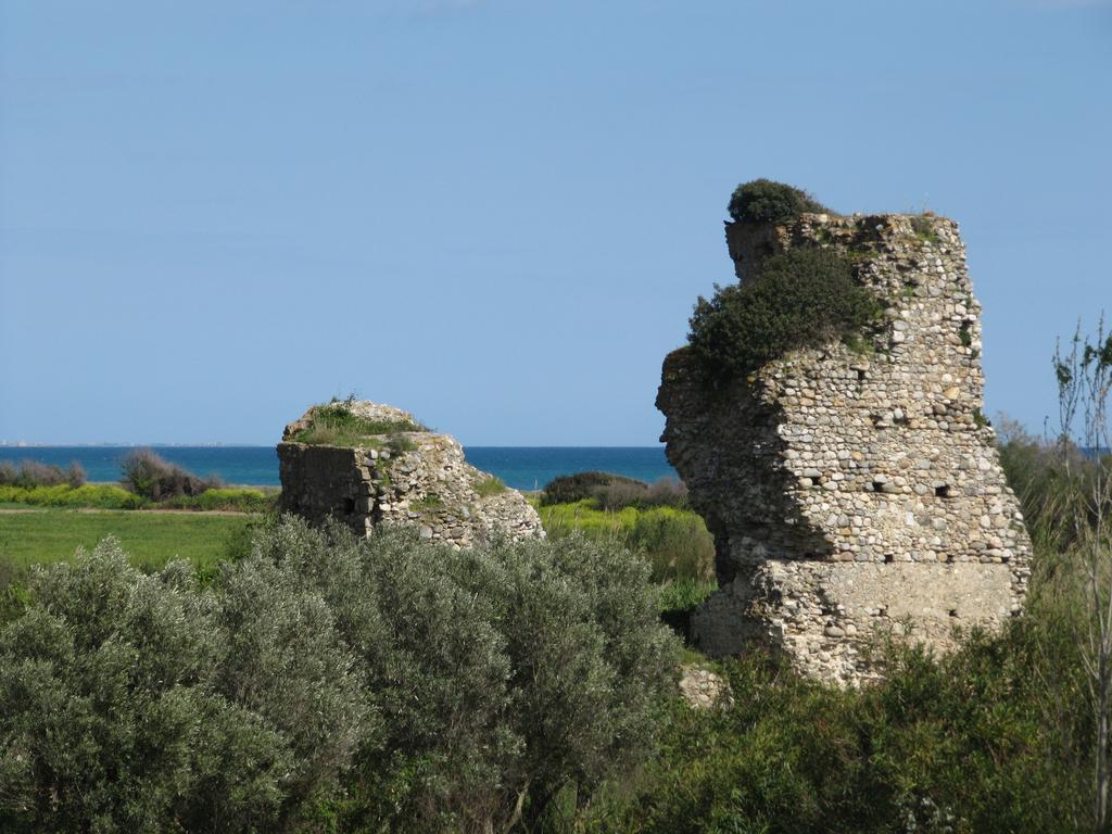 Agriturismo Torre Del Golfo Cropani Dış mekan fotoğraf