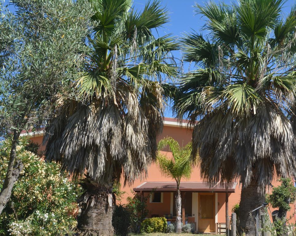 Agriturismo Torre Del Golfo Cropani Dış mekan fotoğraf