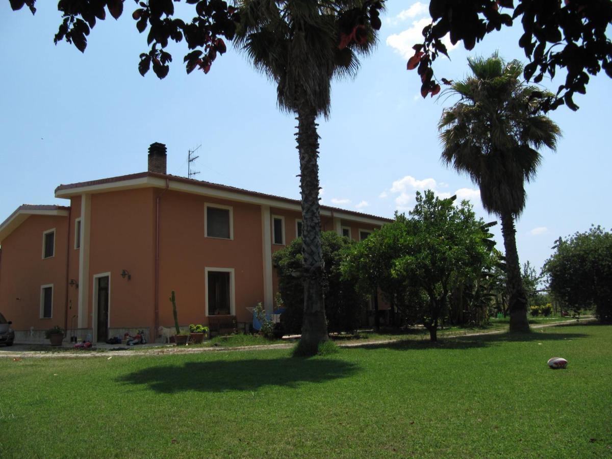 Agriturismo Torre Del Golfo Cropani Dış mekan fotoğraf